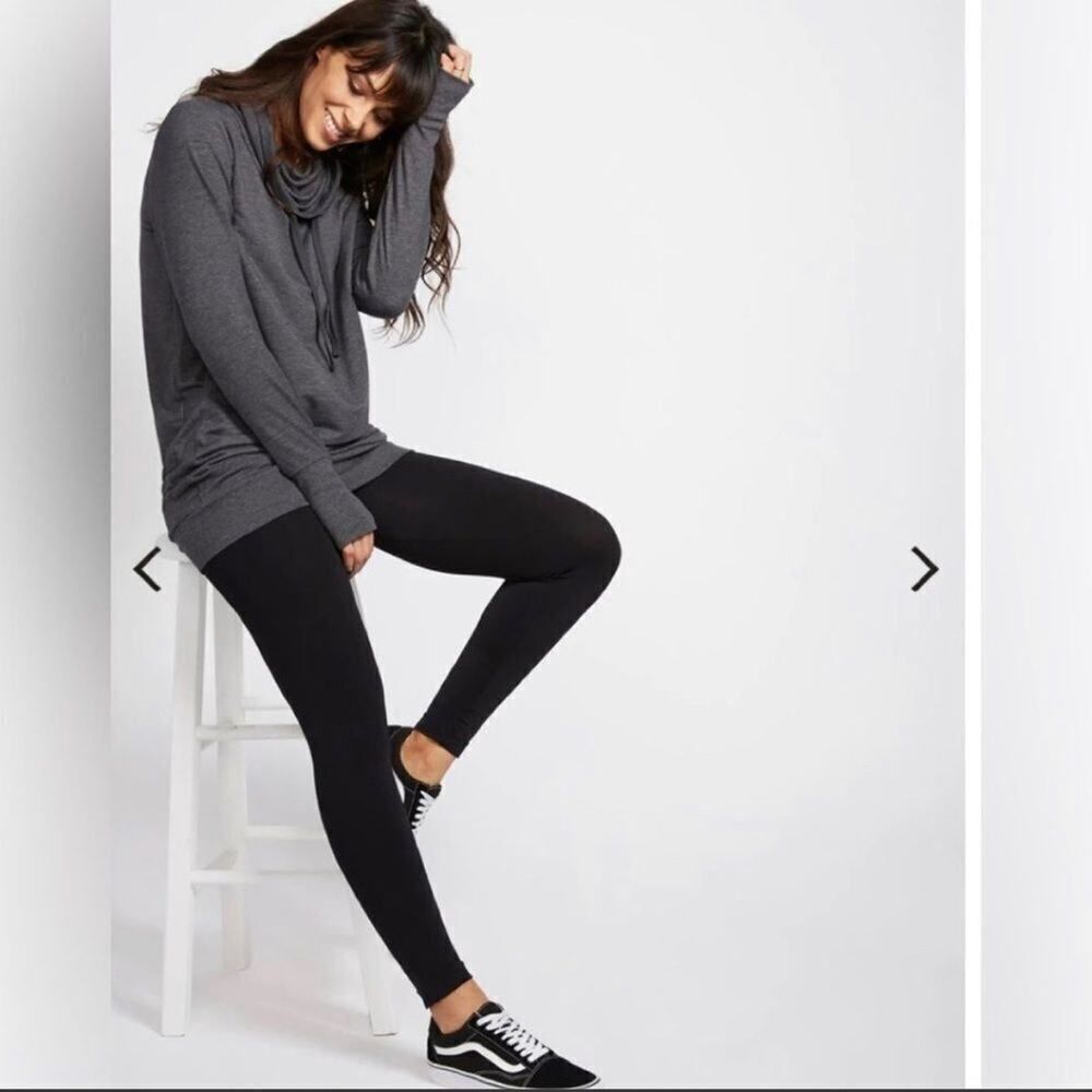 Motherhood Maternity Post Pregnancy Seamless Compression Leggings Gray Small
